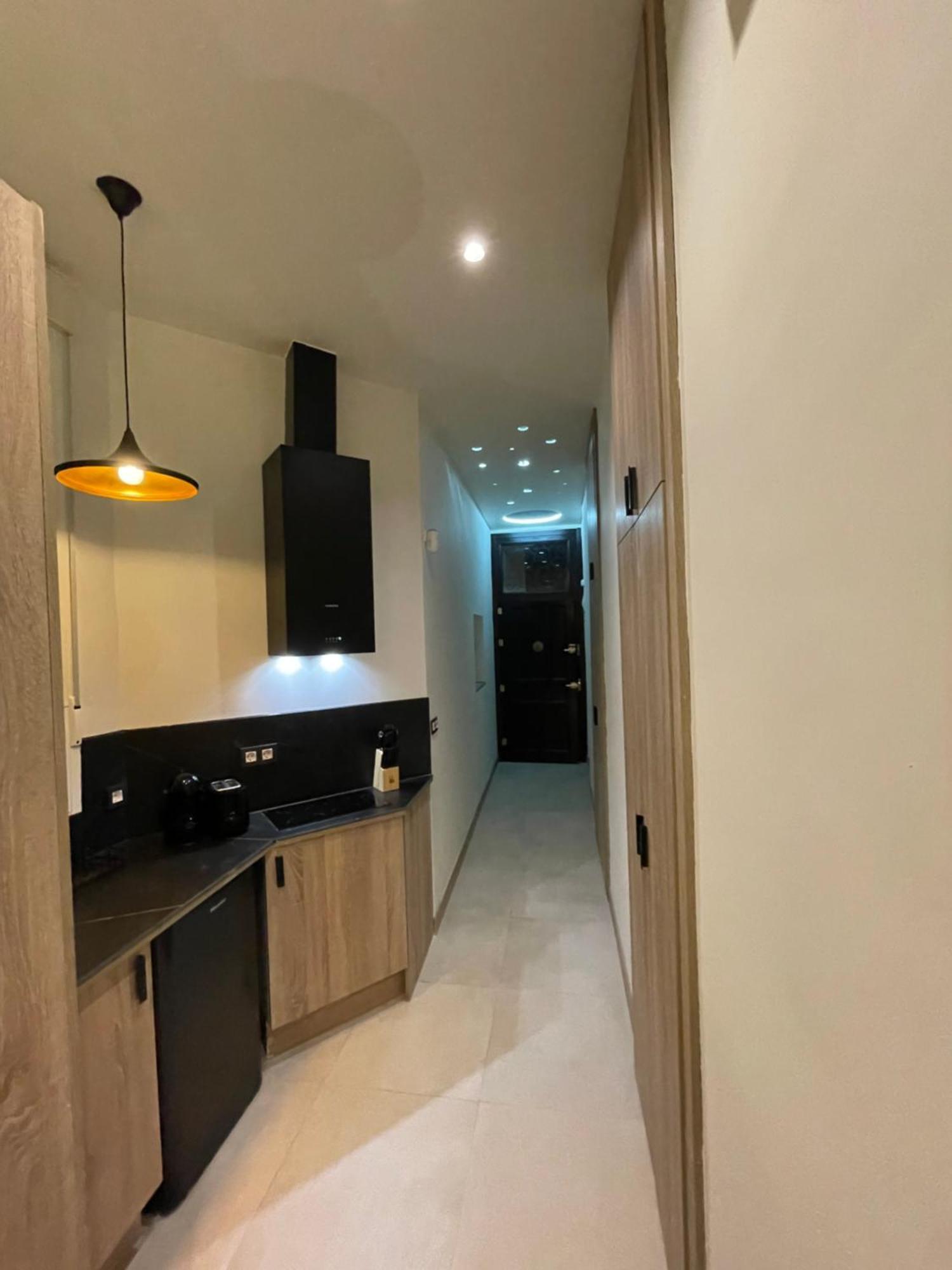Apartamento Moderno En Edificio Historico Madrid Bagian luar foto