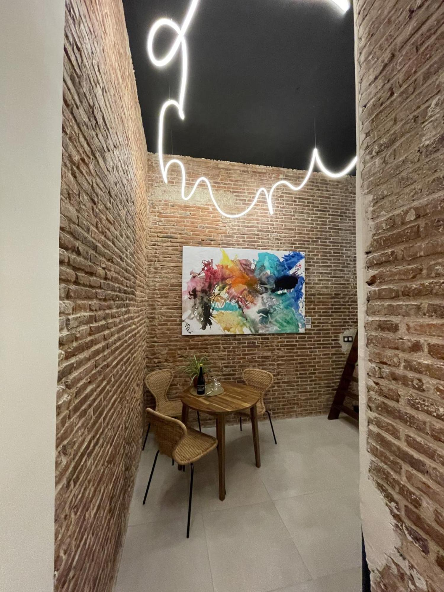 Apartamento Moderno En Edificio Historico Madrid Bagian luar foto